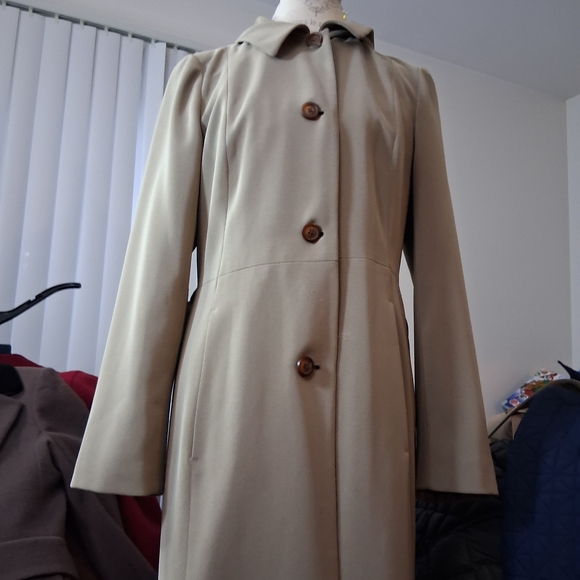 Utex Green Long Coat - Picture 8 of 10